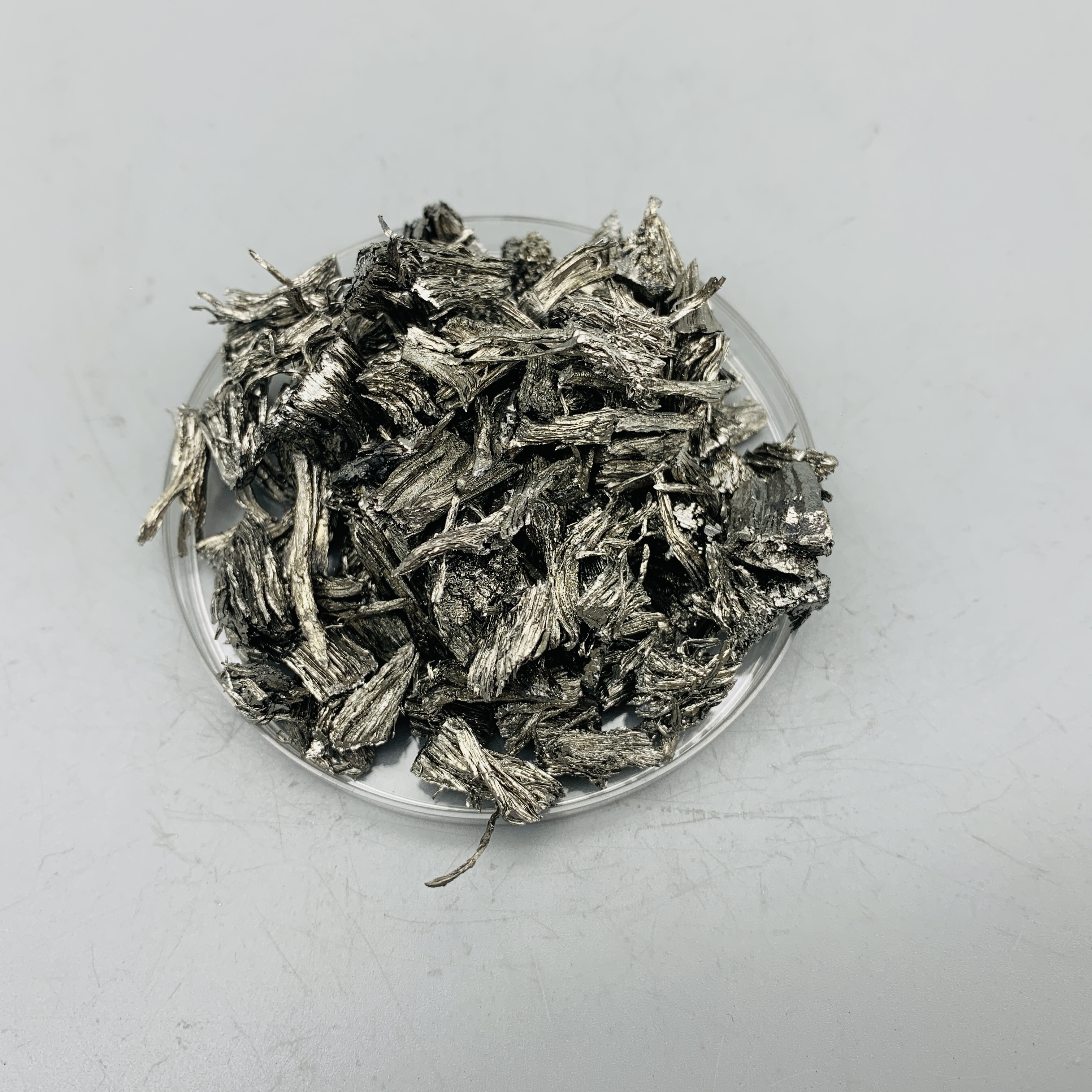 99.99% 钐颗粒 1-10mm Sm 稀土金属 高纯原料 钐 科研实验 尺寸可定制