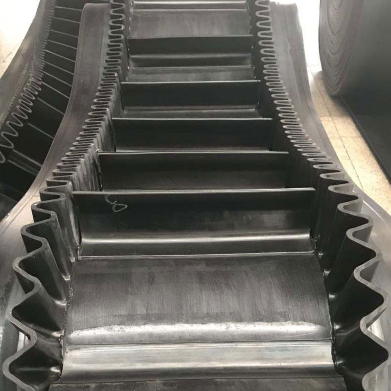 环形挡边带 爬坡输送带 波状裙边传送带 高耐磨 耐高温 大倾角提升带
