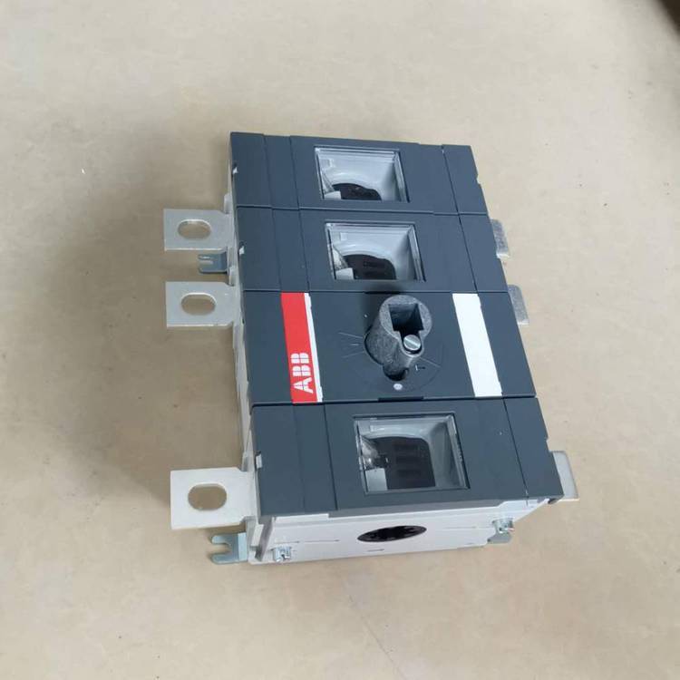 佳木斯掘进机配件-EBZ135掘进机中轴S135-0303002和升降油缸S135-0801发货山西