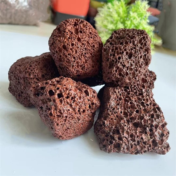 火山岩生物滤料红色火山泥黑色玄武岩 人工湿地用 绿化污水处理