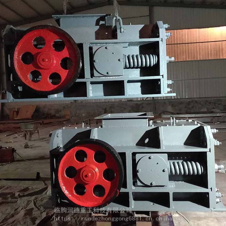 辊压破煤机厂家/无笆破机***/破机配件批发