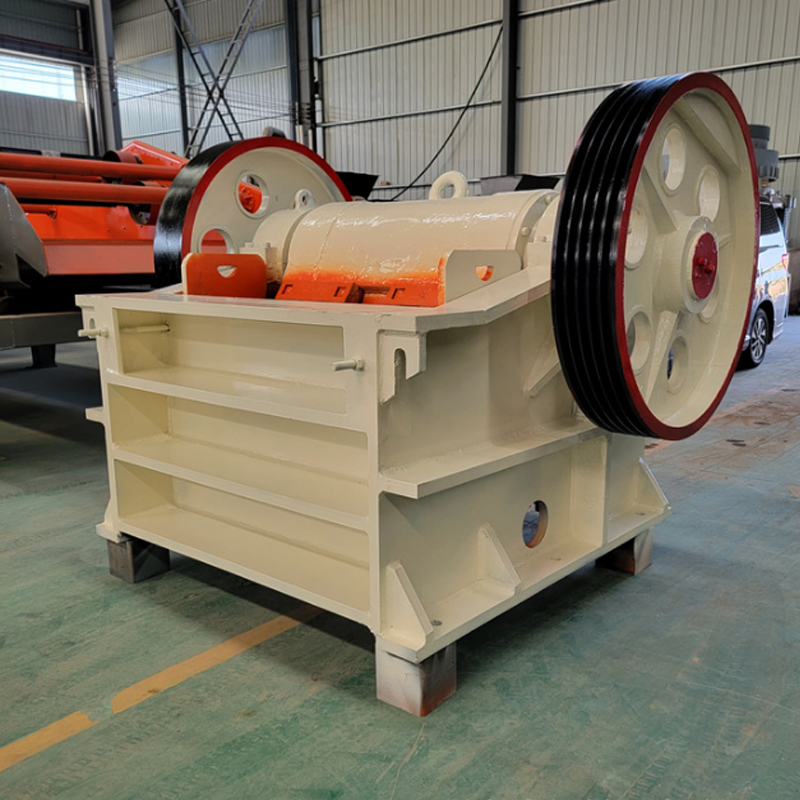 高钙石鄂破粗机 荣邦破筛分组合移动站 一次成型石机