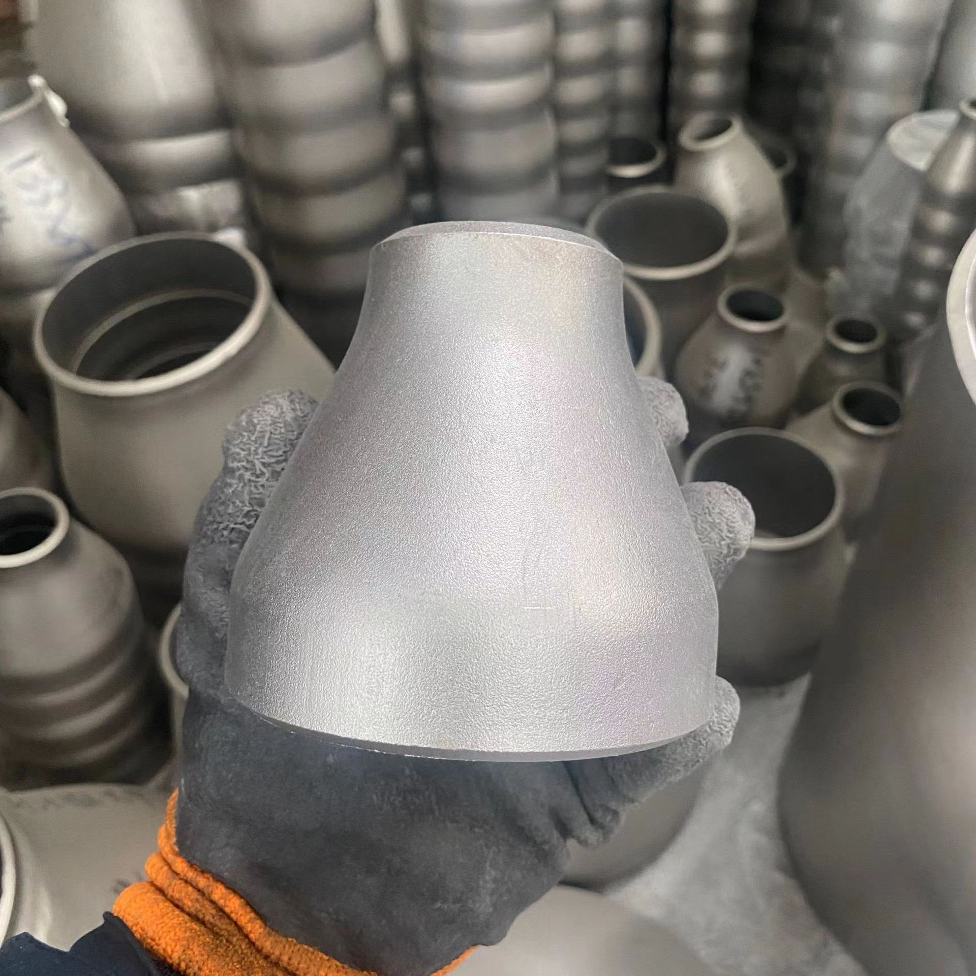 化工厂管道用 内外刷漆 20#无缝弯头大小头 全国包邮