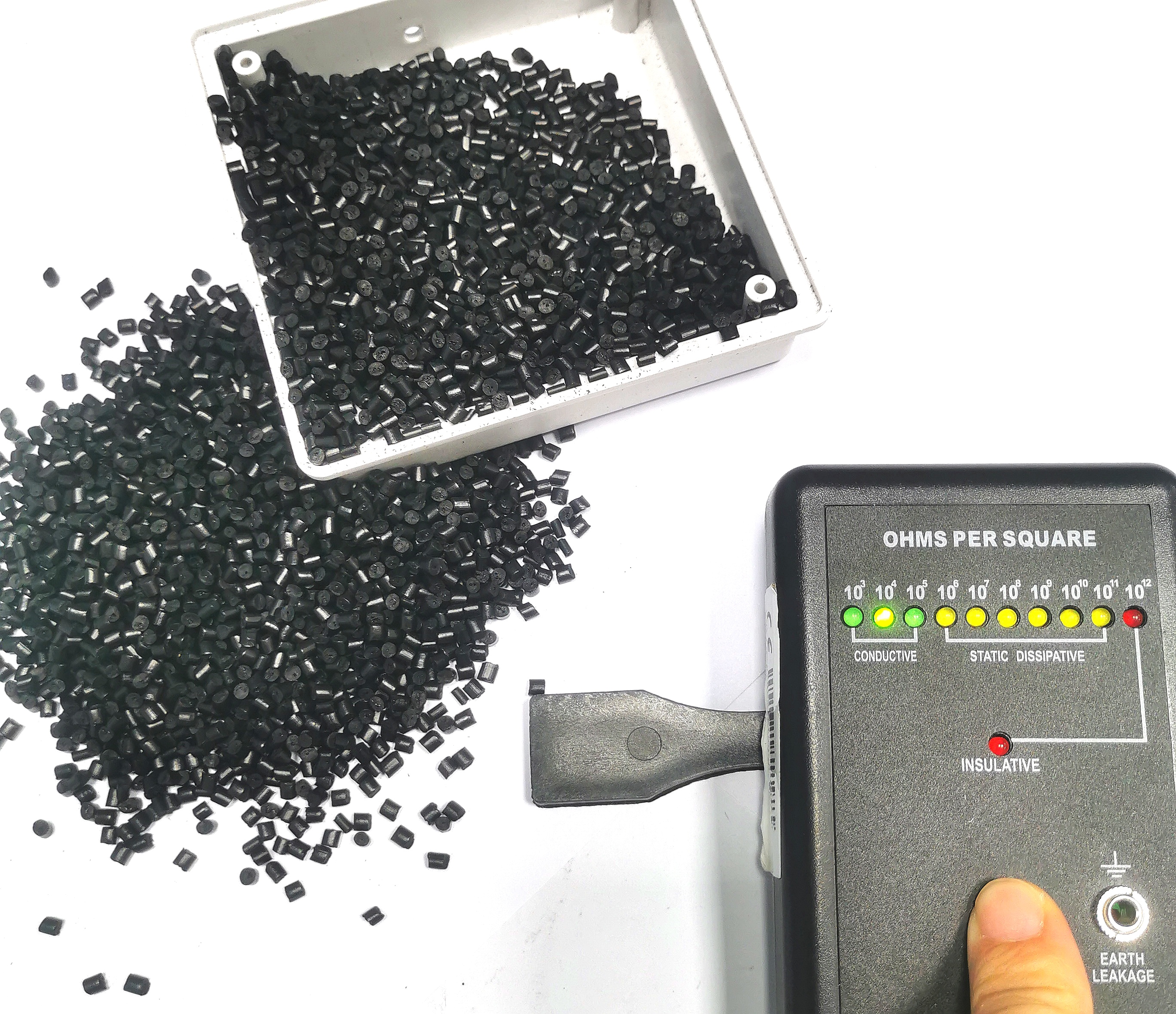 供应宇硕导电级POM材料 超导电赛钢料 厂家自产自销长期稳定供应