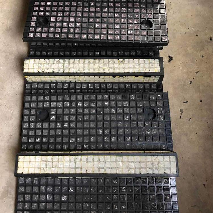 兴宝 三合一橡胶氧化铝陶瓷衬板 耐磨陶瓷胶 规格齐全