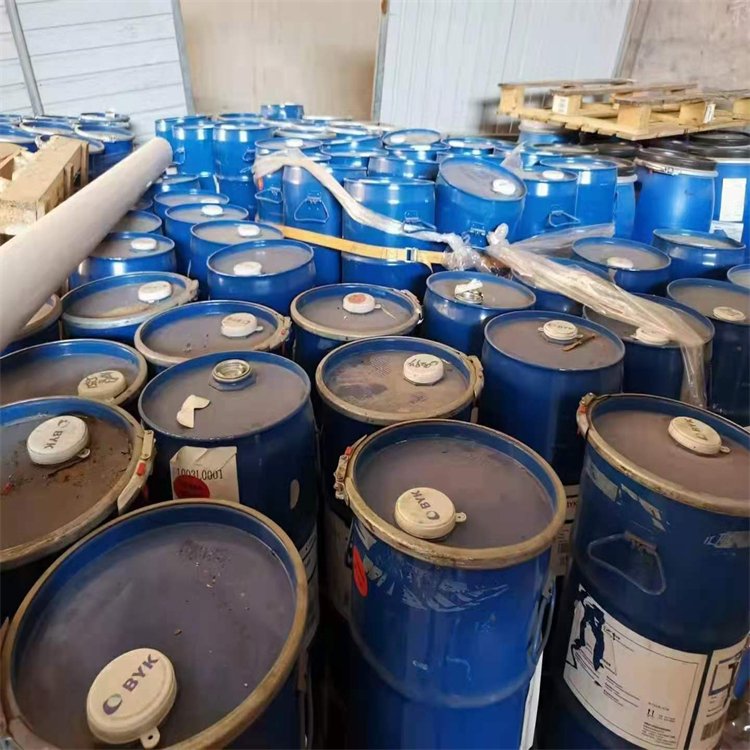 工厂回收水滑石 收购滞销化工 不限数量不限包装