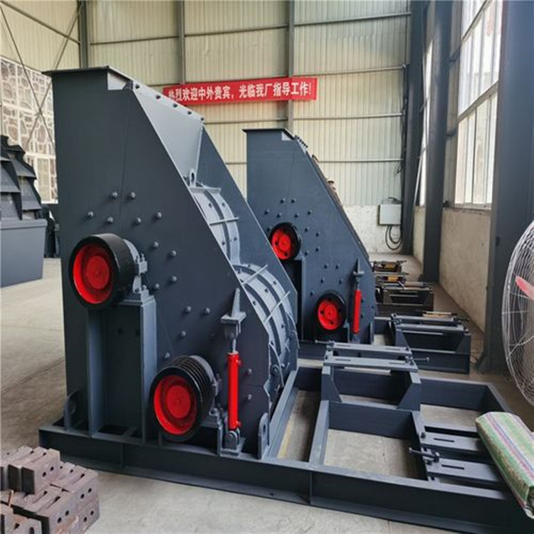 600x400锤式粉机 煤炭双级破机 原煤小型石机生产视频