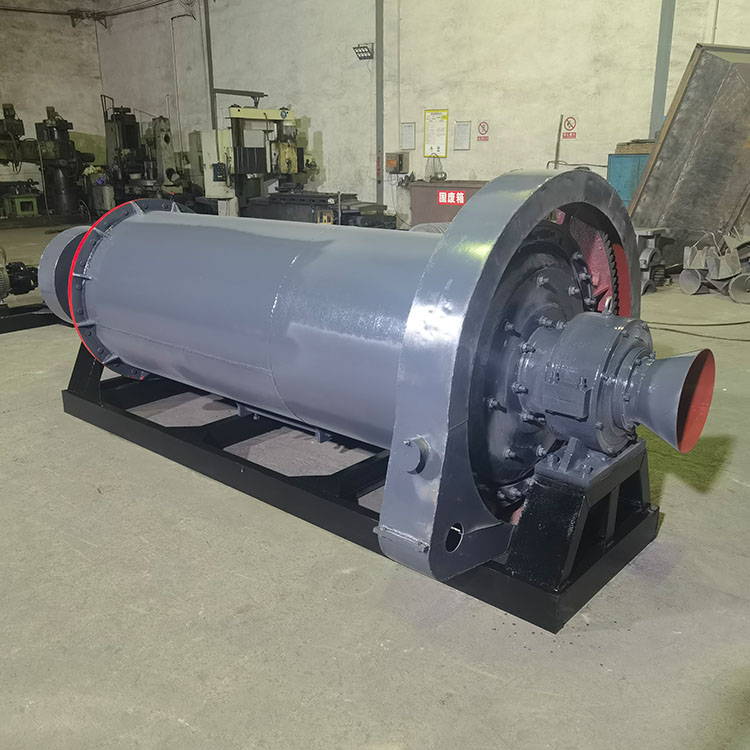 大型球磨机干湿两用卧式铁矿石磨矿机 群英机器