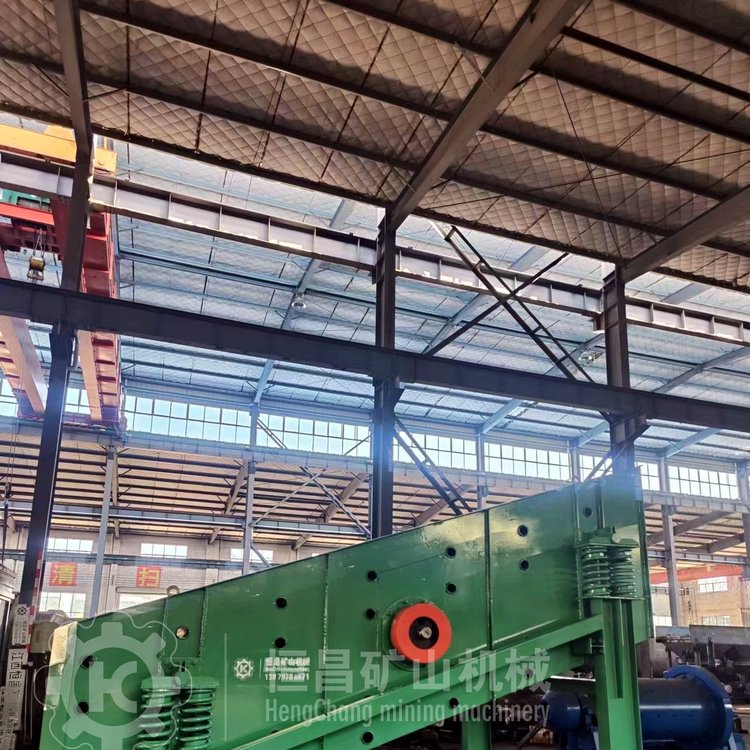 矿用重型圆振动筛分机 大型多层石料分级筛 采煤石场泥沙分离震动筛