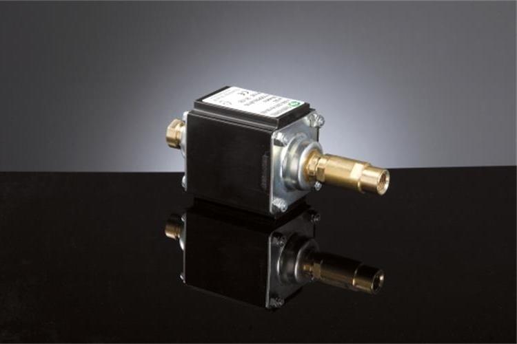 FLUID-O-TECH Mono 系列电磁泵 经济、紧凑，能够产生高压