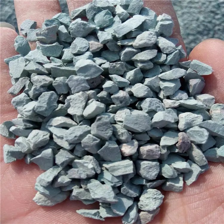 水净化湿地工程沸石粒 除味多孔吸附 规格3-5厘米煜岩矿石