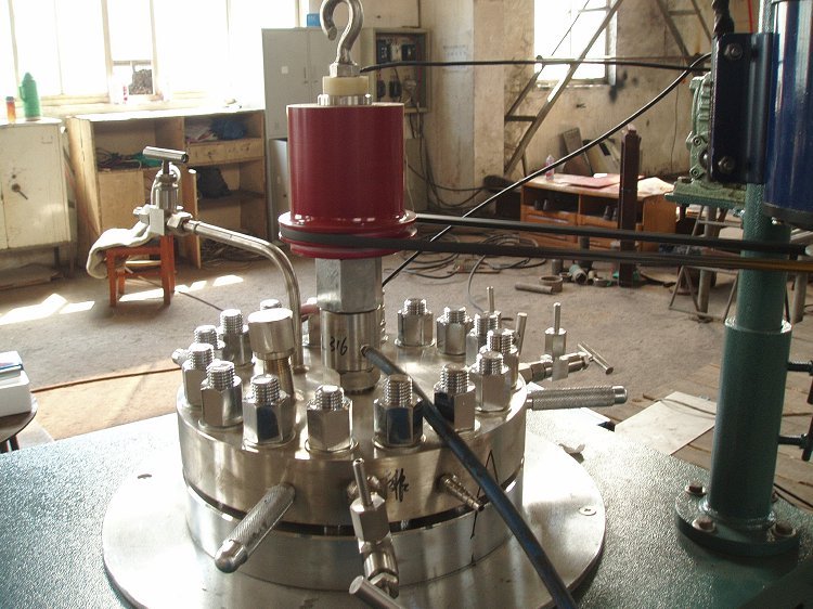 超临界反应釜 不锈钢高压釜设备生产厂家 鑫泰化机