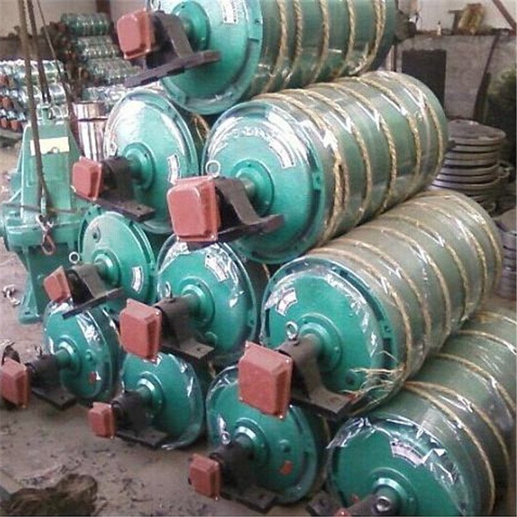 内置式22KW电动滚筒 TYD型油冷式电动滚筒