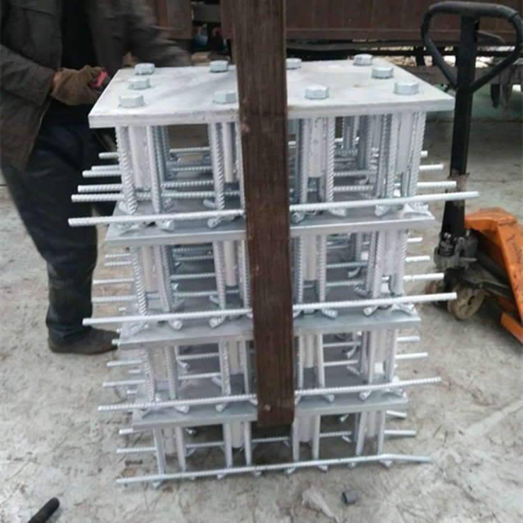 河北共发公司定制各种规格热渗锌防落梁挡块 声屏障立柱预埋件 铁塔预埋件 预埋螺栓 定做异形螺栓