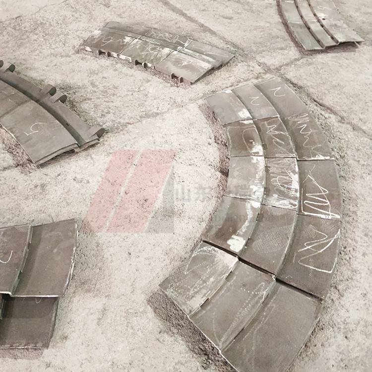 华瑞机械来图定制BTMCr26高铬铸铁耐磨衬板 矿山配件