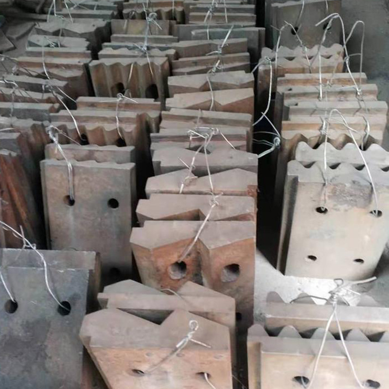 KmTBCr26储煤塔衬板 溜槽钢板 高铬耐磨铸铁 硬度HRC>58