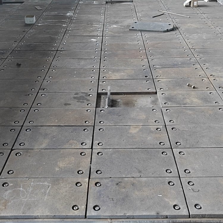 高铬铸铁BTMCr12-DT储煤塔衬板表面喷砂外观好看