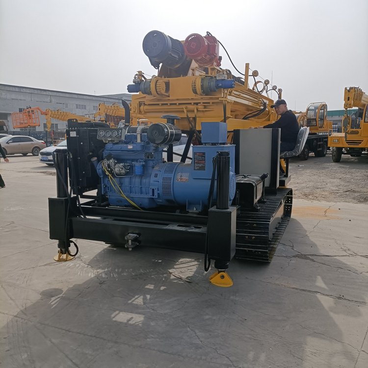 国沃太阳能光伏螺旋钻机 工地旋转钻孔机 光伏两用打桩机参数