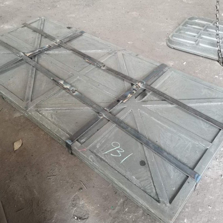 高铬铸铁BTMCr15 焦化漏斗衬板 硬度高 使用周期长