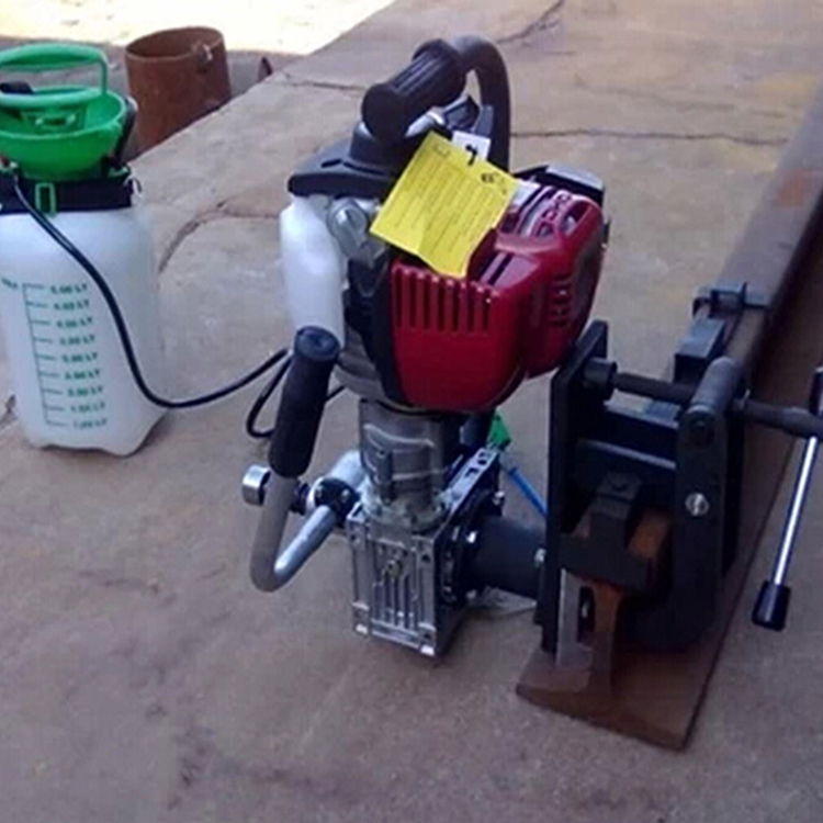 ZG-31II型电动钢轨钻孔机结构简单、设计合理