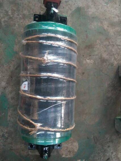 直径320直径400直径500直径630油冷式电动滚筒供应维修