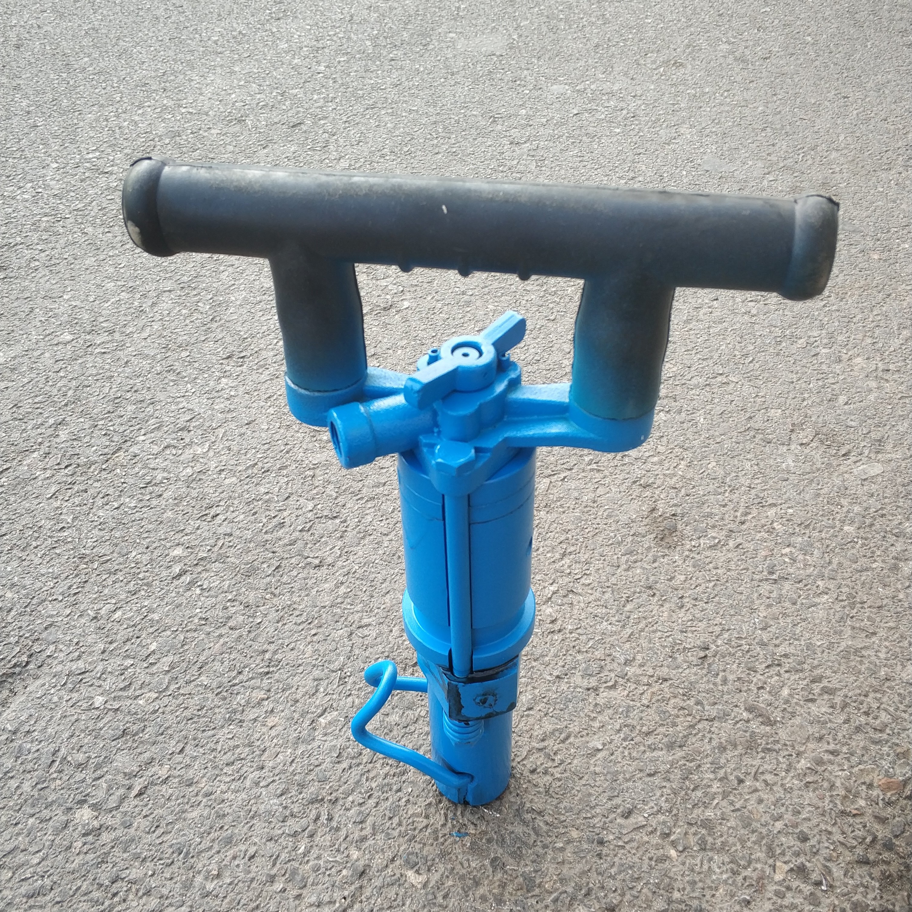 Y8风动凿岩机 轻便岩石打孔机 手提式风钻 矿用小型气动凿孔机