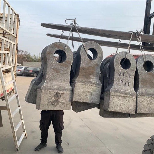 供应 耐磨高铬合金锤头 高锰钢复合锤头 复合破机锻打锤头