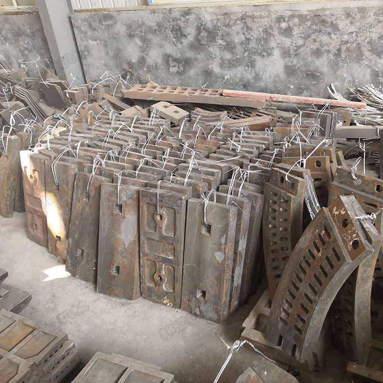 专业铸造各种规格球磨机衬板高锰钢材质硬度HRC56可现场测绘