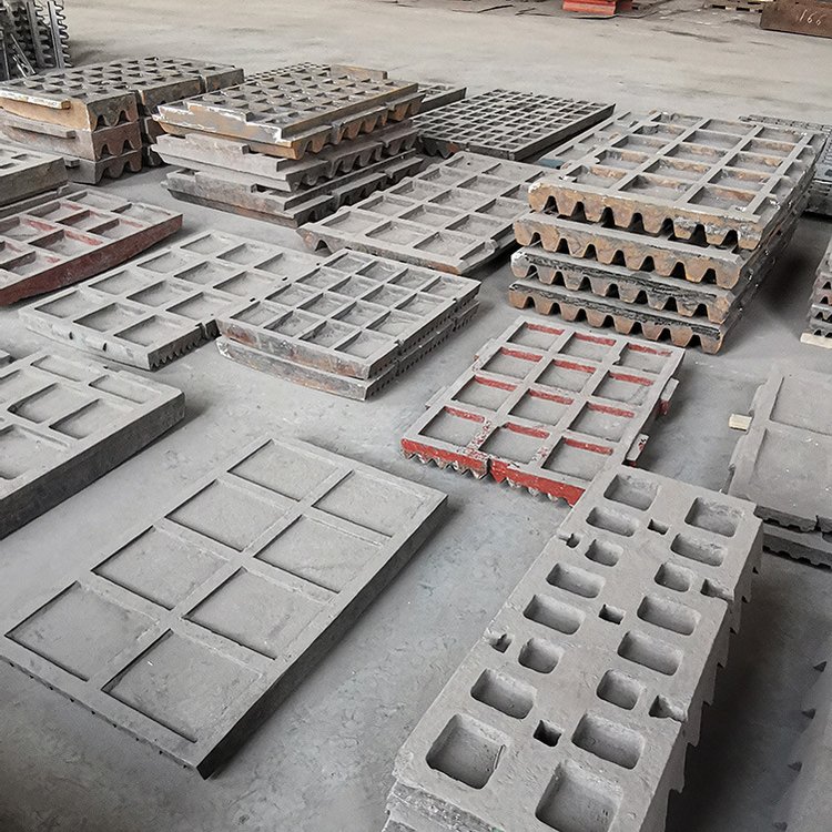 矿山机械破机耐磨衬板 高铬铸铁材质 消失模工艺热处理后HRC55-60