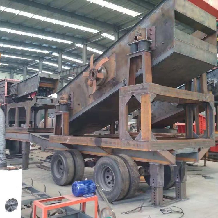 方箱式移动破站 轮胎式移动破车 时产150t移动青石破站 博之鑫轮胎式移动石料破车