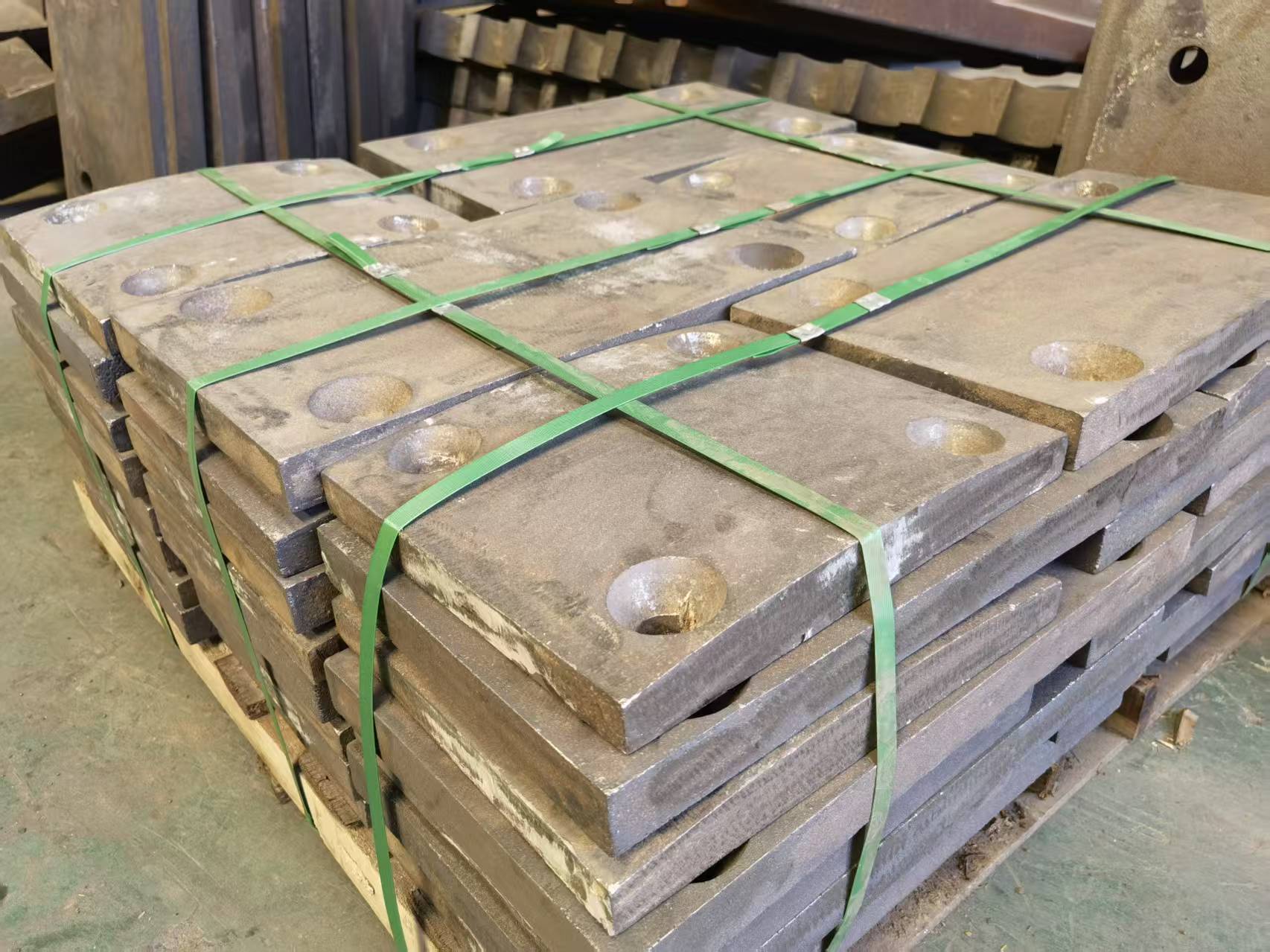 高铬铸铁导向板 高锰钢耐磨衬板 耐热耐高温 可批发