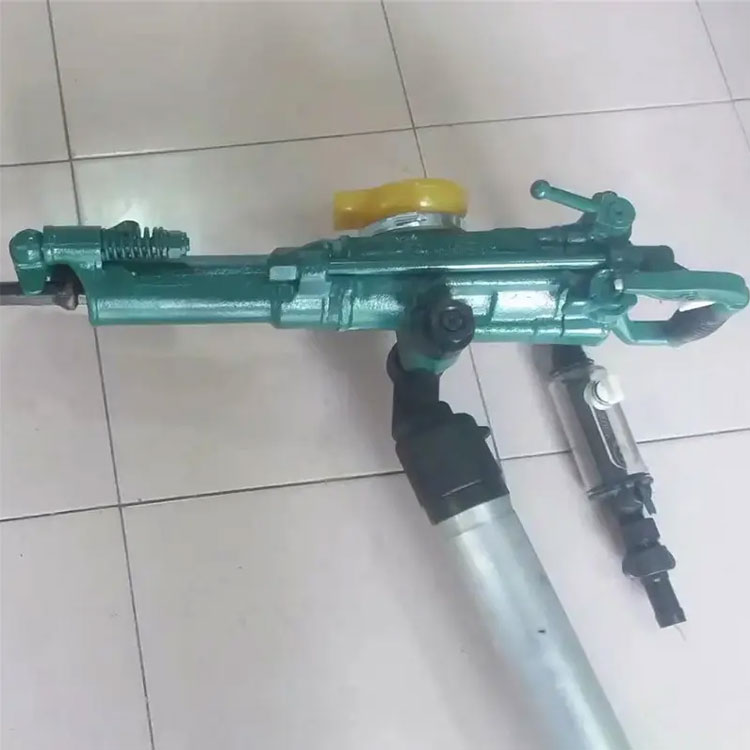 YT27凿岩机除具备YT23型钻机的优点外还采用凸缘控制阀制气等功能