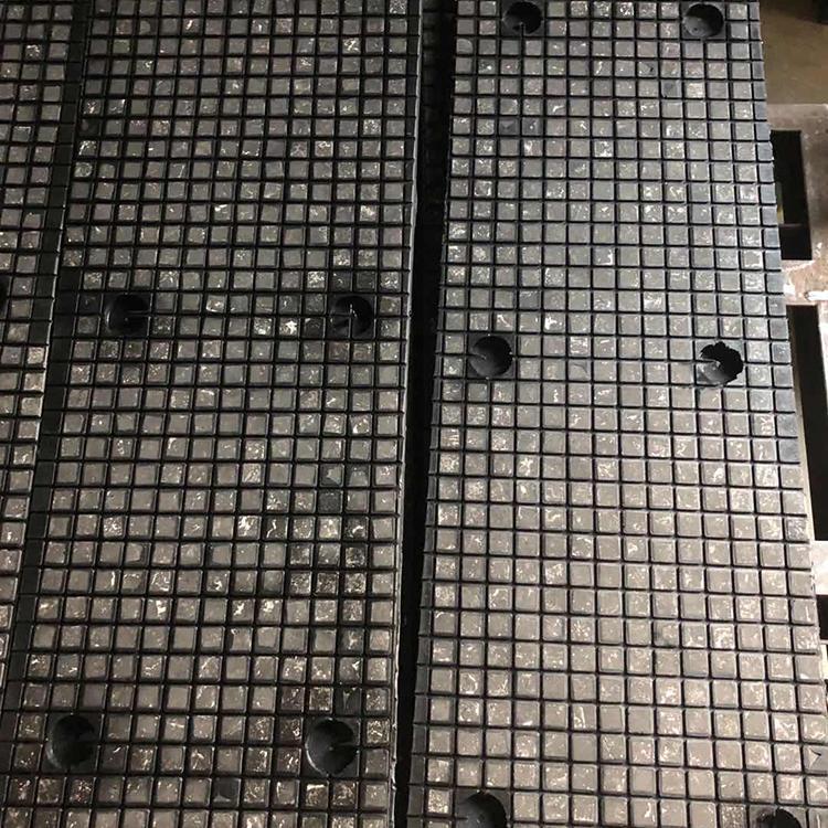 二合一陶瓷衬板 抗冲击陶瓷橡胶复合板 耐磨损抗冲击材料