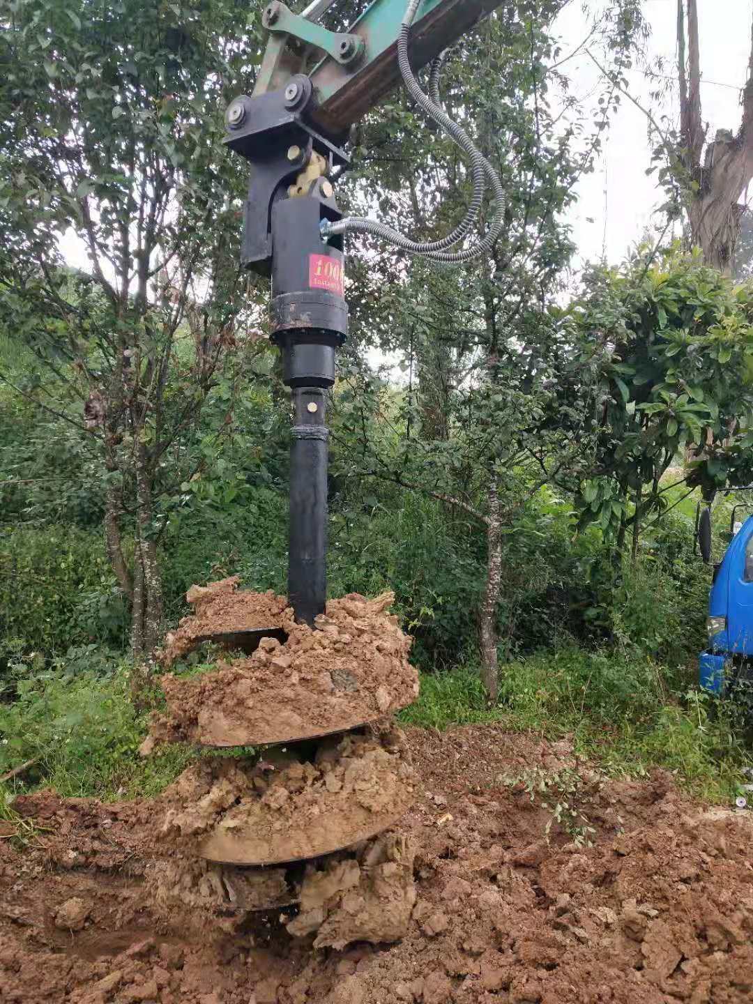 屹华 小型液压 挖掘机改螺旋钻机 地基打桩电线杆钻孔机 YH-60