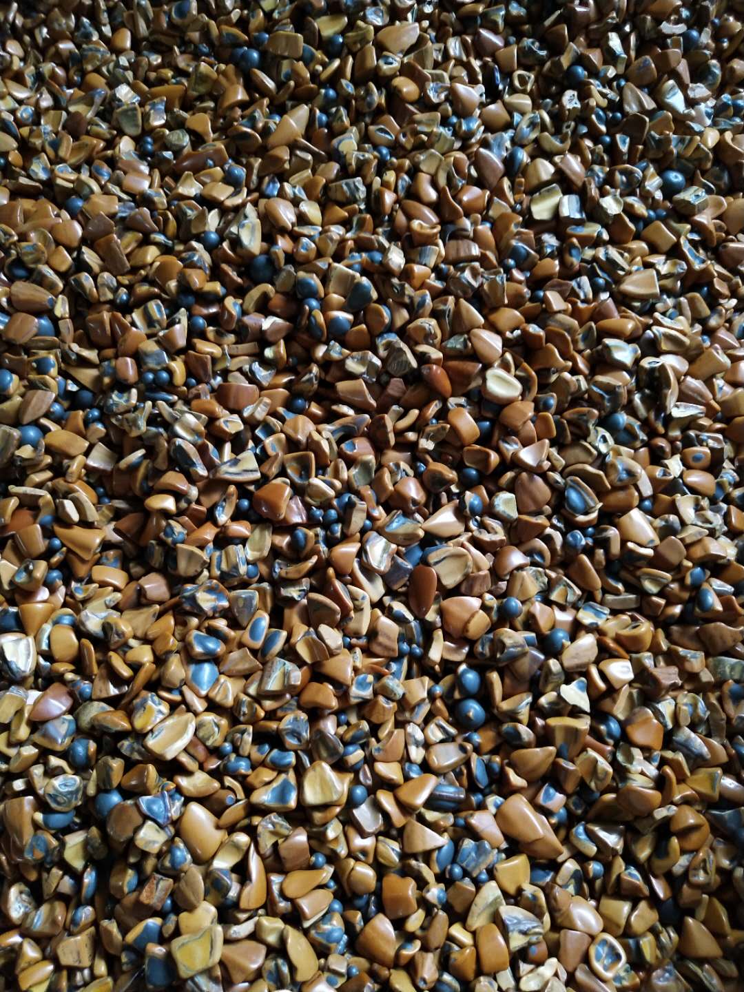 宝桢干式磨料/核桃粒研磨料/干抛石