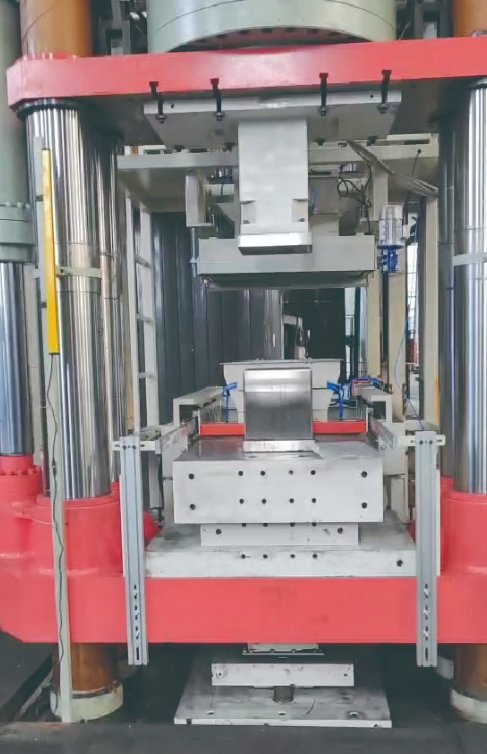 匣钵自动布料机