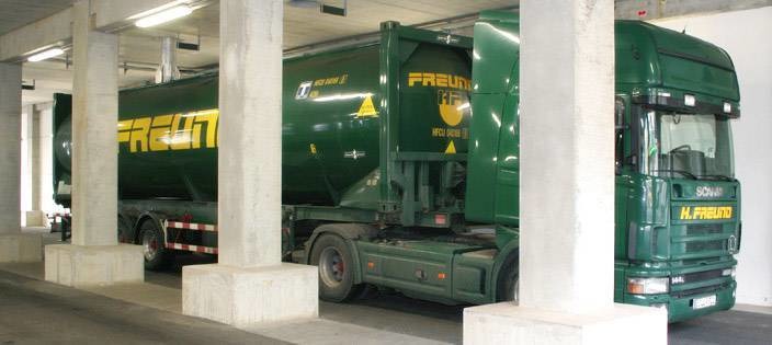 散装-准确装罐车