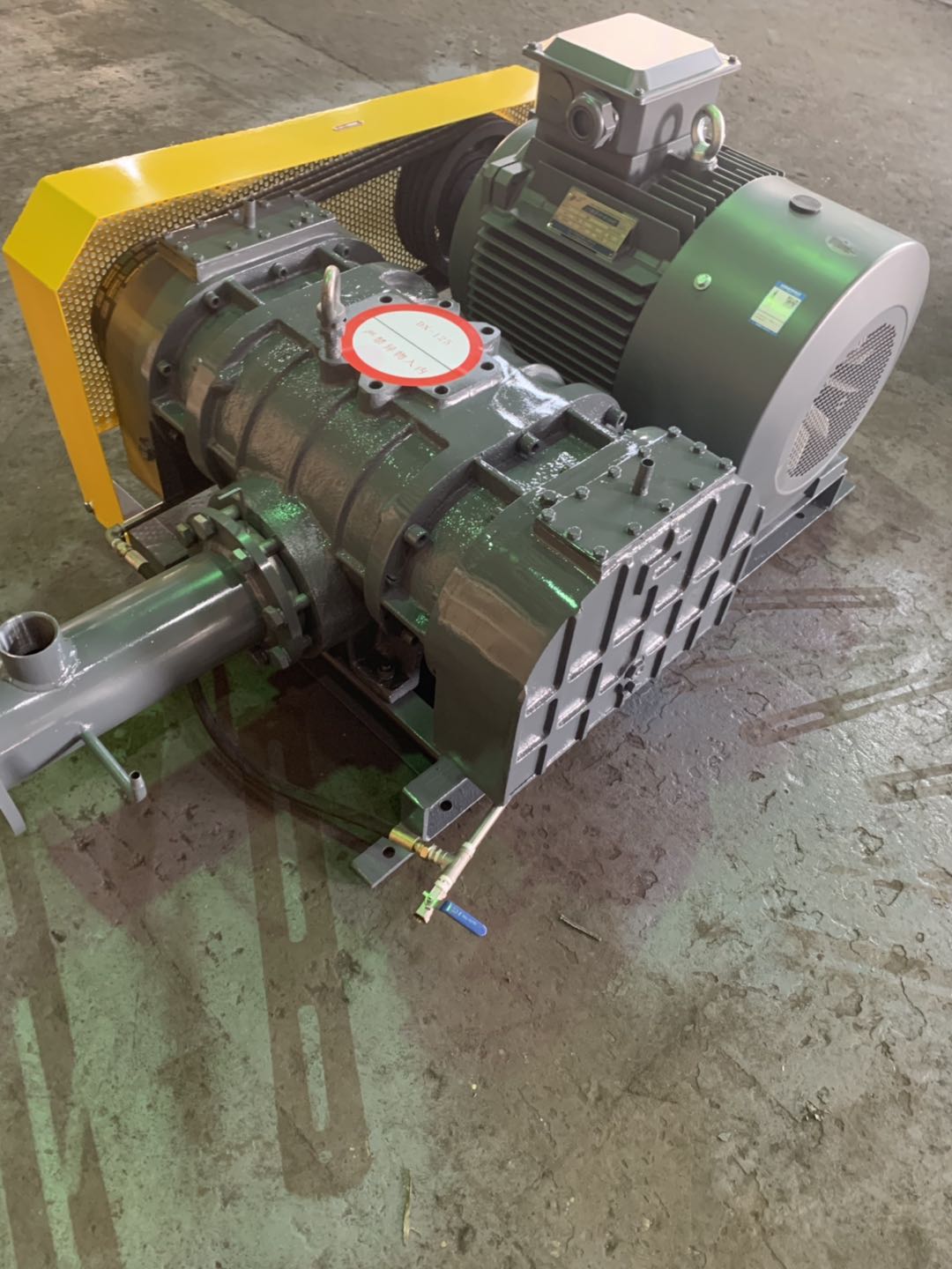 压送型三叶罗茨风机