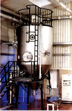 LPG高速离心喷雾干燥机