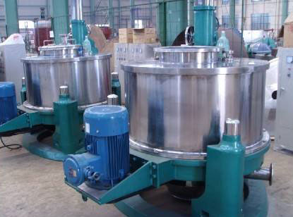 AUT上悬式刮刀下部卸料自动离心机