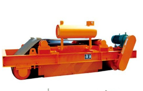 RCDF电磁油冷自卸除铁器