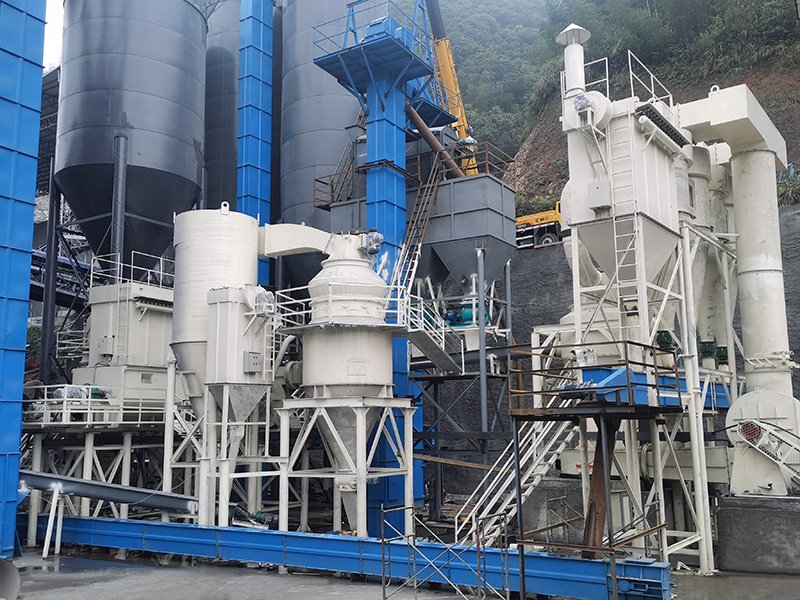 桂林矿机GKHG氢氧化钙磨粉机