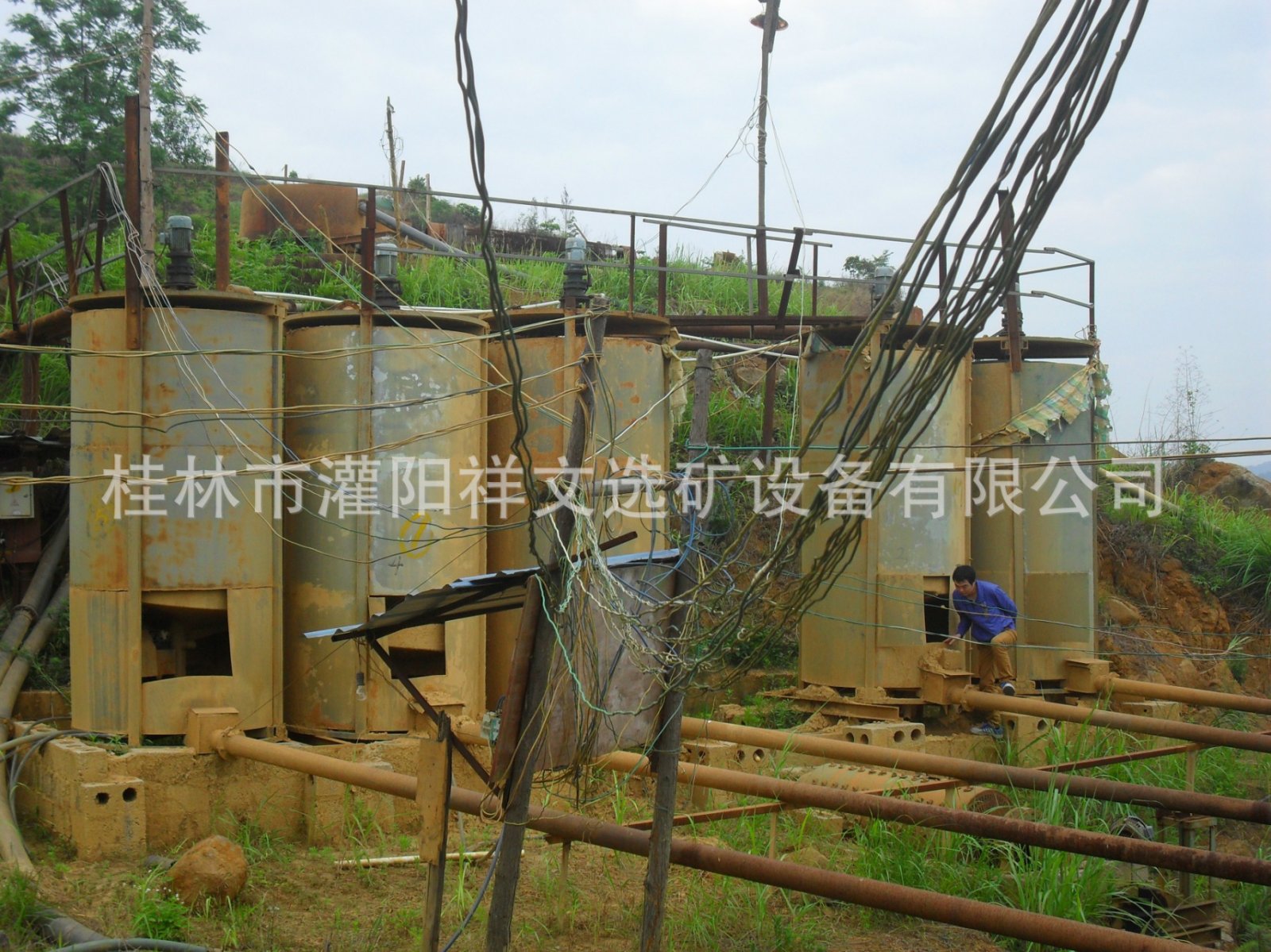 阶梯式直冲涡流重选螺旋溜槽选矿机