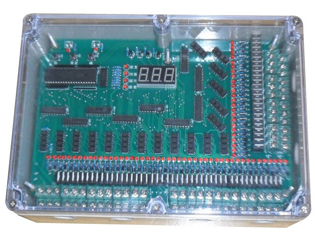 数码管显示70路脉冲控制仪