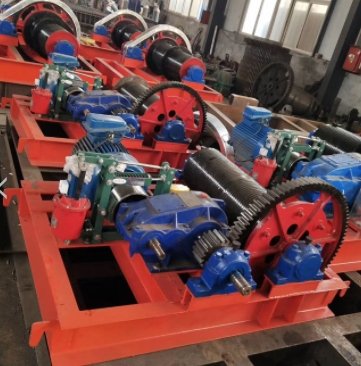 双吊点卷扬式启闭机