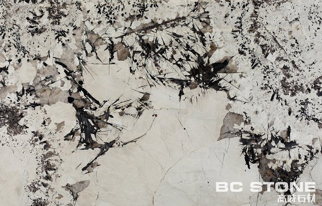 White Patagonia 潘多拉