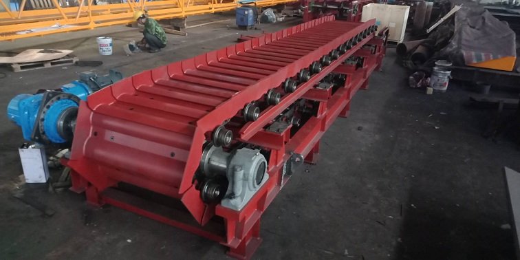 板式给料机在大件垃圾处置工艺中的ying用