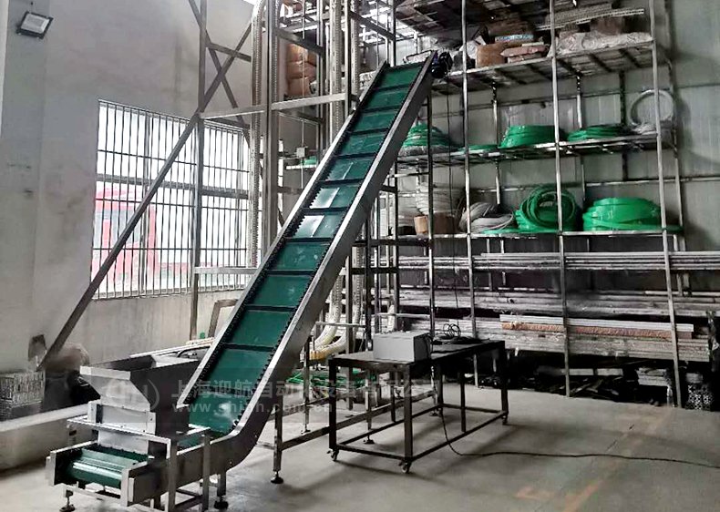 爬坡皮带输送机