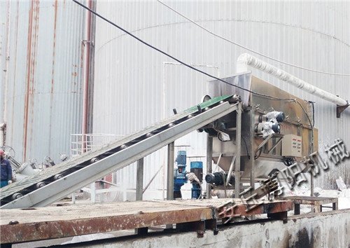 焦末自动拆包机、焦粉无尘拆袋机