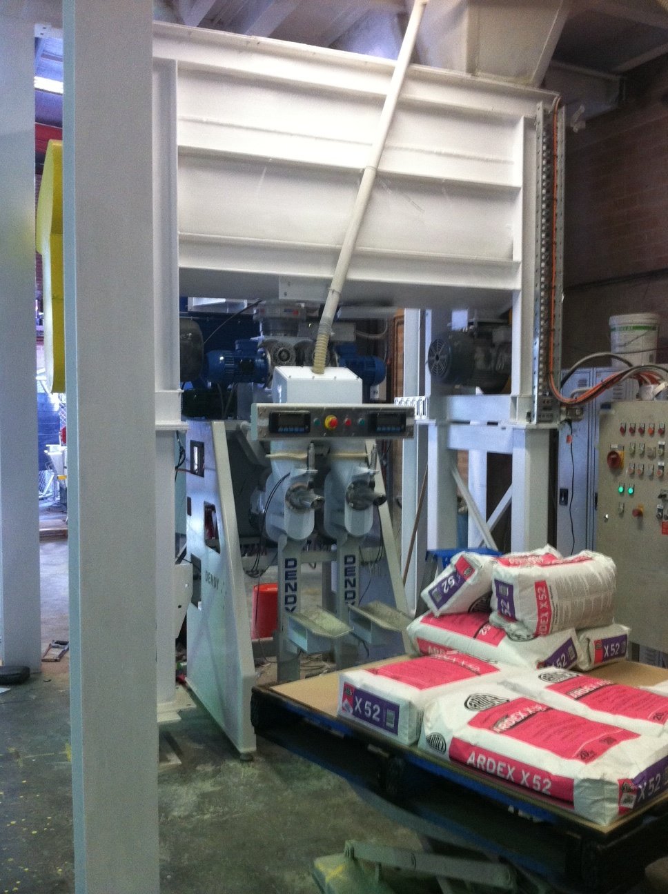 螺旋式阀口包装机